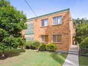 Ground Floor Renovated Apartment in Clayfield