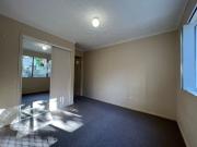 Ground Floor unit with air con in great position!