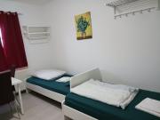 Groundfloor, 2 room, 4 bed furnished, suitable for...
