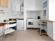 Group Friendly Apt in the Heart of Bairro Alto