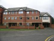 Grove Close, Slough SL1, 2 bed flat to rent, £1,250 pcm...