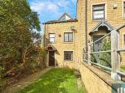 Grove Nook, Longwood, 2 Bedroom End