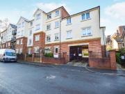 Grove Road, Woking, Surrey GU21, 1 bed flat to rent,...
