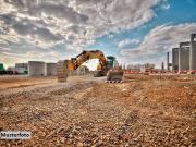 Grundstück mit abbruchreifem Fabrikgebäude