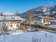 Grundstück mit Baugenehmigung für 3 Luxuswohnungen