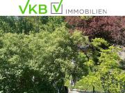 Grüne Idylle mit Straßenstille