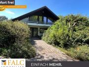 Grüne Oase mit Pool, Teich und viel Potenzial –...
