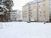 Renovierungsbedürftige 2 Zimmer Wohnung mit Loggia