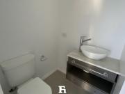 GUEMES 2 AMBIENTES DE CATEGORIA A ESTRENAR COCHERA