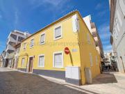 Guesthouse Totalmente Renovada com 7 Quartos