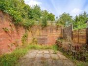 Guildford Park Avenue, Guildford, GU2