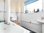 Guildford Park Avenue, Guildford, GU2