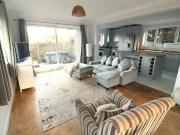 Guildford Road Westcott, Dorking 4 bedrooms Property for...