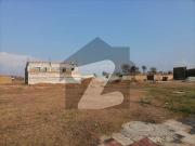 Gulberg Green 5 Kanal Farm House With 3 Kanal Extra Land