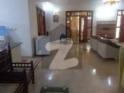 Gulshan e iqbal block 6 400 yds 2 unit banglow available...