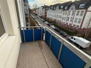 Günstige 2 Zimmer mit Balkon, Laminat und Dusche in...