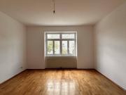 Gut angebundene Wohnung mit Einbauküche in Stadtparknähe... Gut angebundene Wohnung mit Einbauküche in Stadtparknähe...