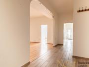 Gut aufgeteilte 4,5 Zimmer Wohnung inklusive Küche in...