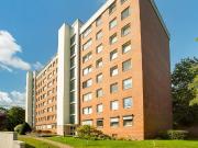 Gut geschnittene 2,5 Zimmer Wohnung mit Balkon und Blick...