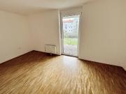 Gut geschnittene 2 Zimmer Wohnung mit Balkon in der Nähe...