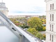Gut geschnittene Dachgeschosswohnung mit Terrasse