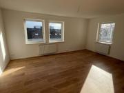 Gut geschnittene, renovierte 3 Zimmer Wohnung mit 2... Gut geschnittene, renovierte 3 Zimmer Wohnung mit 2...