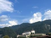 Gut geschnittene Wohnung mit Festungsblick