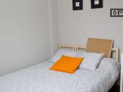 Habitación acogedora en piso compartido en Extramurs,...