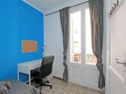 Habitación acogedora en piso compartido en Poble Sec,...