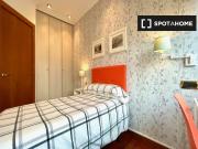 Habitación amplia, acogedora y muy cómoda