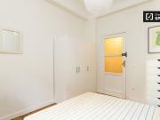 Habitación amueblada con calefacción en apartamento de 7... Habitación amueblada con calefacción en apartamento de 7...