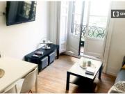 Habitación amueblada con llave independiente en piso...