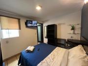 Habitación Amueblada con Servicios Incluidos en Planta Baja