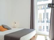 Habitación amueblada en apartamento de 7 dormitorios en...