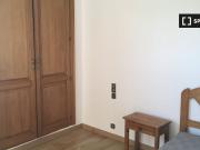 Habitación amueblada en apartamento de 7 dormitorios en...