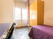 Habitación amueblada en piso compartido en Moncloa, Madrid