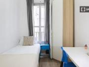 Habitación amueblada en piso compartido en Puerta del...