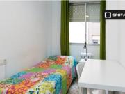 Habitación amueblada en piso compartido en Ronda, Granada