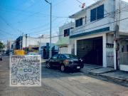 Habitación amueblada y climatizada en renta con Entrada...