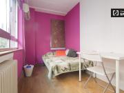 Habitación animada en apartamento de 6 dormitorios en...