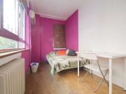 Habitación animada en apartamento de 6 dormitorios en...