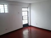 HABITACION + BAÑO+ Estacionamiento