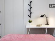 Habitación bien amueblada en alquiler en apartamento de...