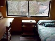 Habitación cómoda con estacionamiento No es Lo Hermida