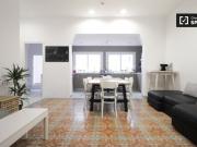 Habitación cómoda en alquiler en el apartamento de 9... Habitación cómoda en alquiler en el apartamento de 9...