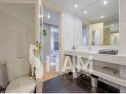 Habitación cómoda y luminosa con balcón, totalmente equipada