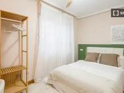 Habitación compartida de 10 habitaciones en Piovera, Madrid