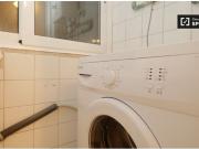 Habitación con balcón privado en alquiler en un... Habitación con balcón privado en alquiler en un...