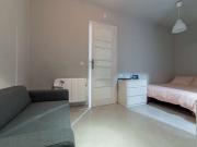 Habitación con baño en un apartamento de 5 dormitorios...