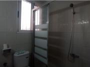 HABITACION CON CAMA DE MATRIMONIO GRAO DE CASTELLON